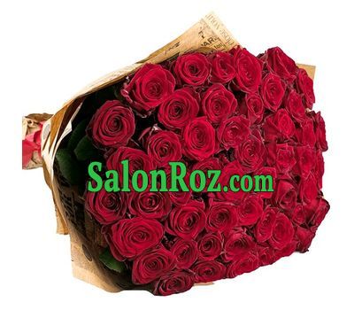 A chic bouquet of red roses A chic bouquet of red roses