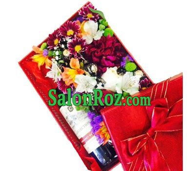 Flowers and wine in a box Flowers and wine in a box