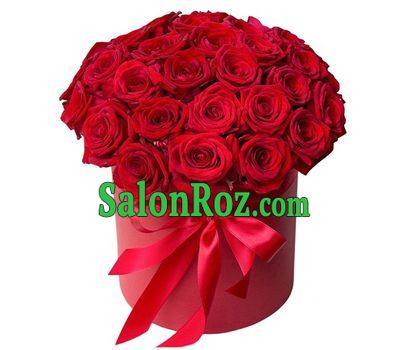A beautiful box of red roses A beautiful box of red roses