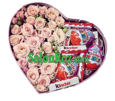 Cream roses and sweets in a box Cream roses and sweets in a box
