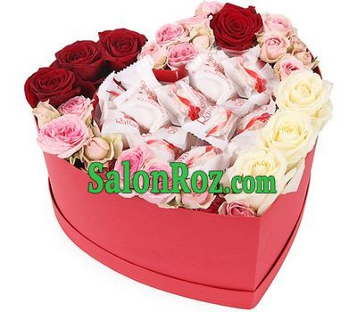 Heart of roses and sweets Heart of roses and sweets
