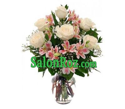 Bouquet of flowers from 7 roses and 4 alstromeries Bouquet of flowers from 7 roses and 4 alstromeries