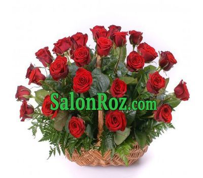 Basket of 25 red roses Basket of 25 red roses