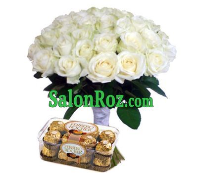 Букет із 35 троянд і Ferrero Букет із 35 троянд і Ferrero