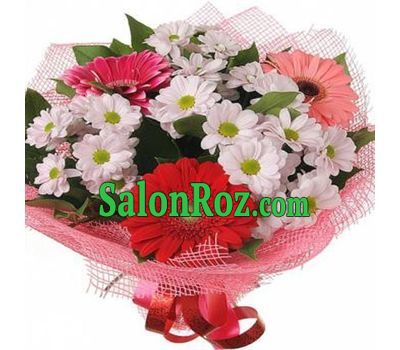 Bouquet of 6 chrysanthemums and 3 gerberas Bouquet of 6 chrysanthemums and 3 gerberas