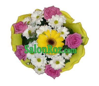 Bouquet of 5 roses and 2 chrysanthemums and 1 gerbera Bouquet of 5 roses and 2 chrysanthemums and 1 gerbera