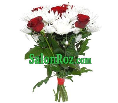 Bouquet of 5 roses and 2 chrysanthemums Bouquet of 5 roses and 2 chrysanthemums