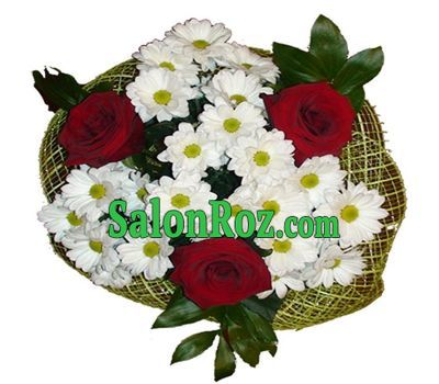 Bouquet of 3 roses and 4 chrysanthemums Bouquet of 3 roses and 4 chrysanthemums