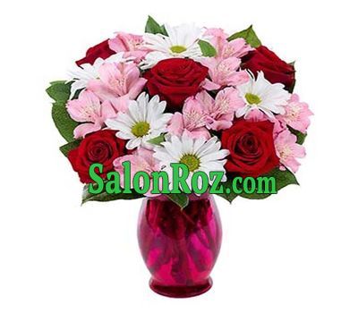 Bouquet of 5 roses, 3 chrysanthemums and 3 alstroemerias Bouquet of 5 roses, 3 chrysanthemums and 3 alstroemerias