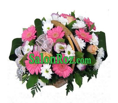 Basket of flowers from 7 gerberas, 5 chrysanthemums and 5 roses Basket of flowers from 7 gerberas, 5 chrysanthemums and 5 roses