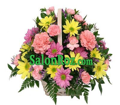 Basket of flowers from 15 chrysanthemums and 10 carnations Basket of flowers from 15 chrysanthemums and 10 carnations