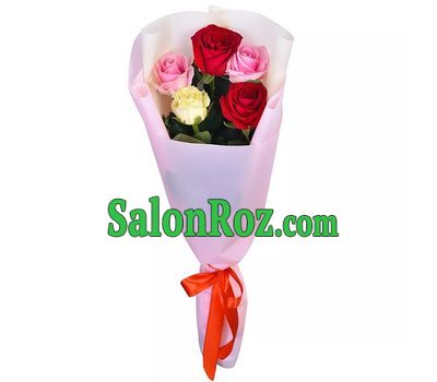 Bouquet of 5 multi-colored roses